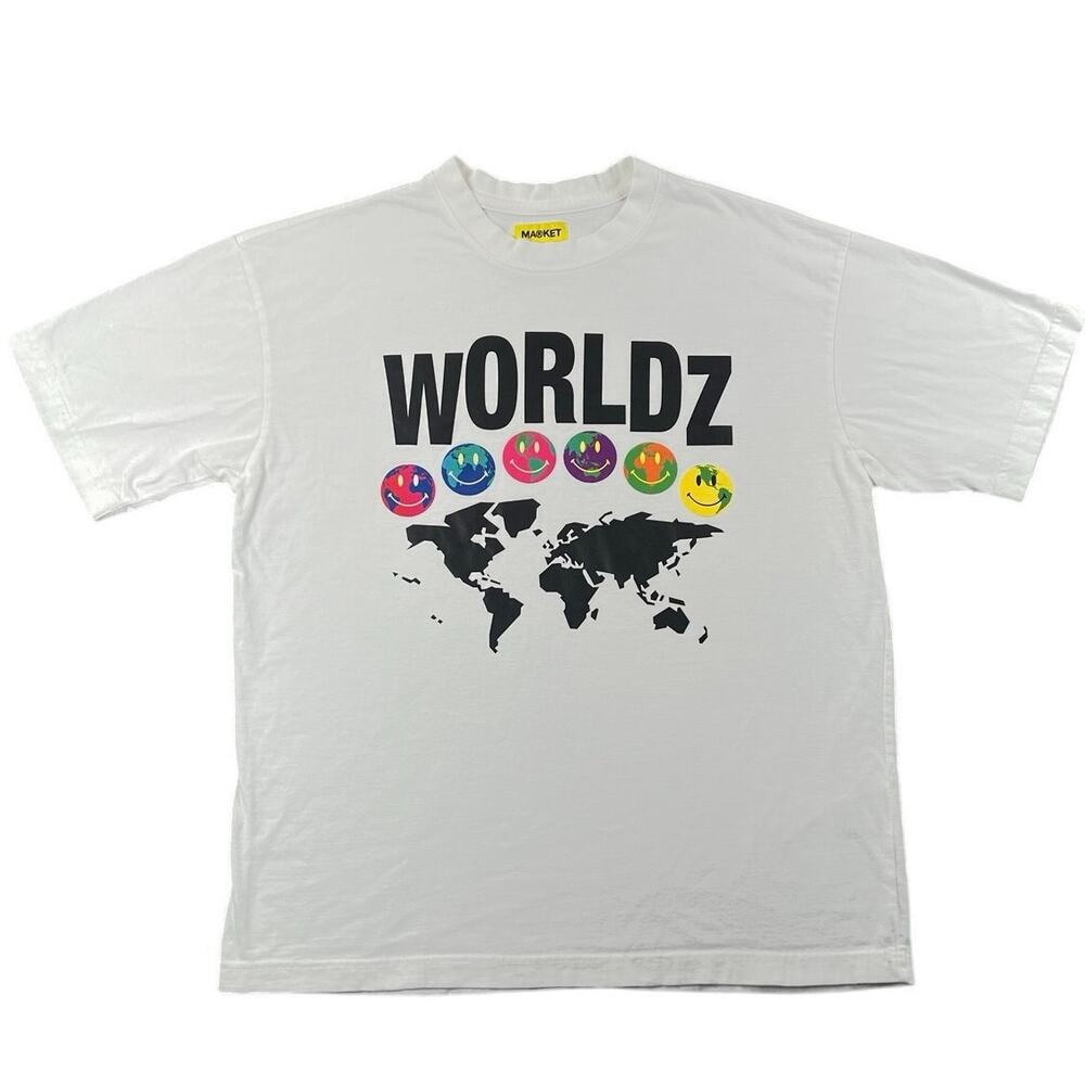 Market Worldz Smiley Globe Graphic T-Shirt White Streetwear Cotton Tee - L
